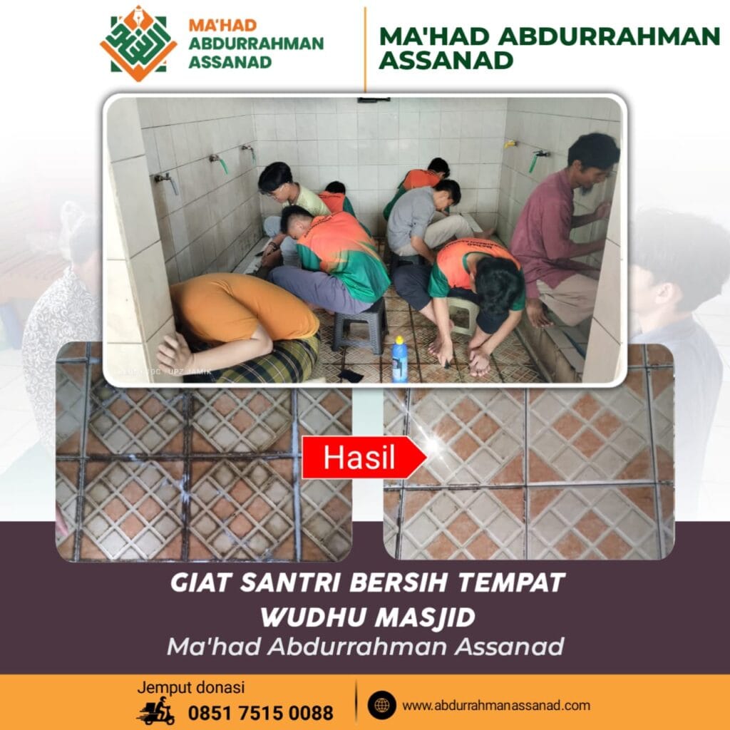 Kabar 251206 Aktifitas Santri Bersih Tempat Wudhu
