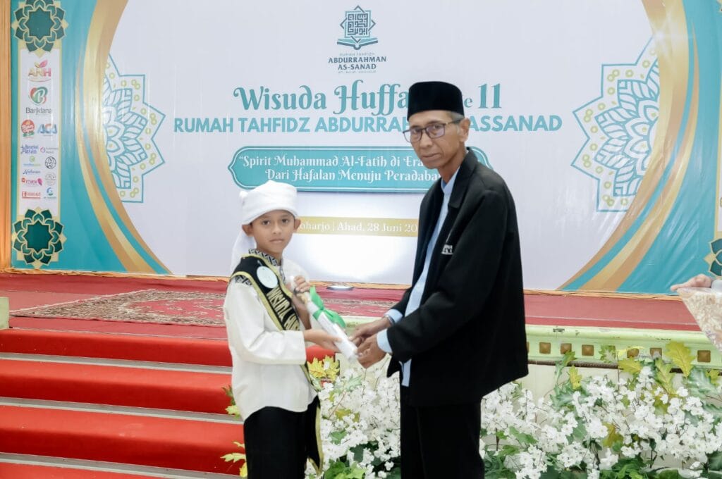 Wisuda Huffadz 11 Rumah Tahfidz Abdurrahman Assanad 12